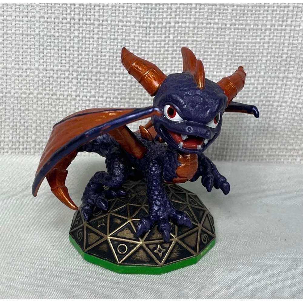 Activision Skylanders Spyro Adventure Series 1 Figure Purple Dragon L3112